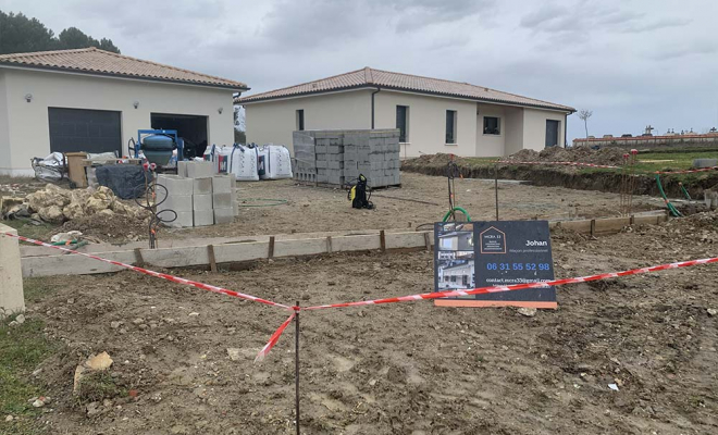 Préparation du terrain avec mur en cours de fondation, Cézac, MCRA 33