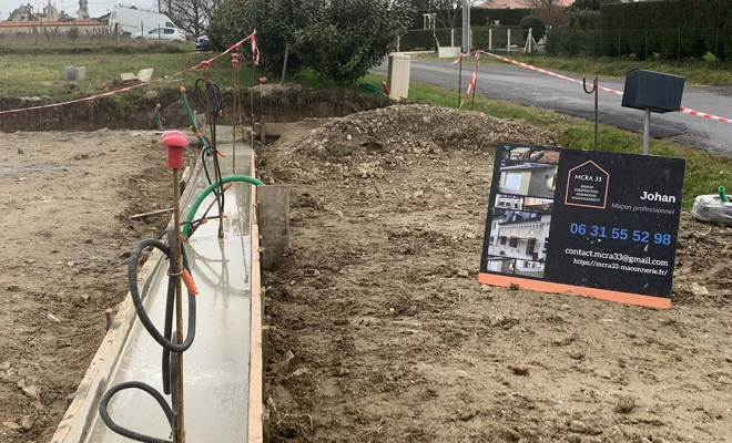 Préparation du terrain avec mur en cours de fondation, Cézac, MCRA 33